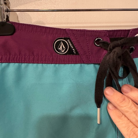 Volcom Pure Function Board Shorts Mens 26 Light Blue Swim Trunks Beach Ocean R12 - Picture 3 of 16